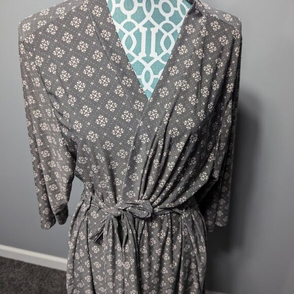 Rene Rofe Soft Sleepwear Robe XL Gray Pink  with Tie Closure - Picture 4 of 6